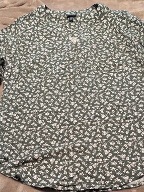 torrid Green/Tan Floral Harper Tunic Blouse Size 00 (10)